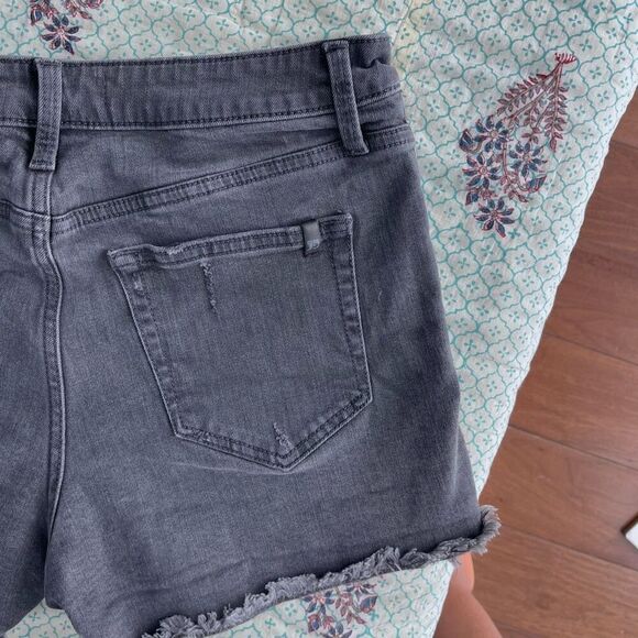 JOES JEANS EUC the Ozzie raw hem shorts in faded Black Size 28 - Picture 6 of 10